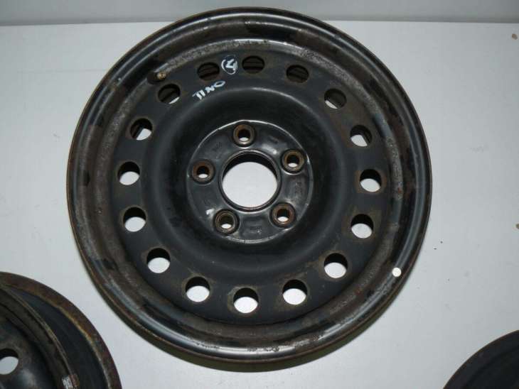 Nissan Almera Tino 2004r Felga 15x6jh2 Et45 - Image 3