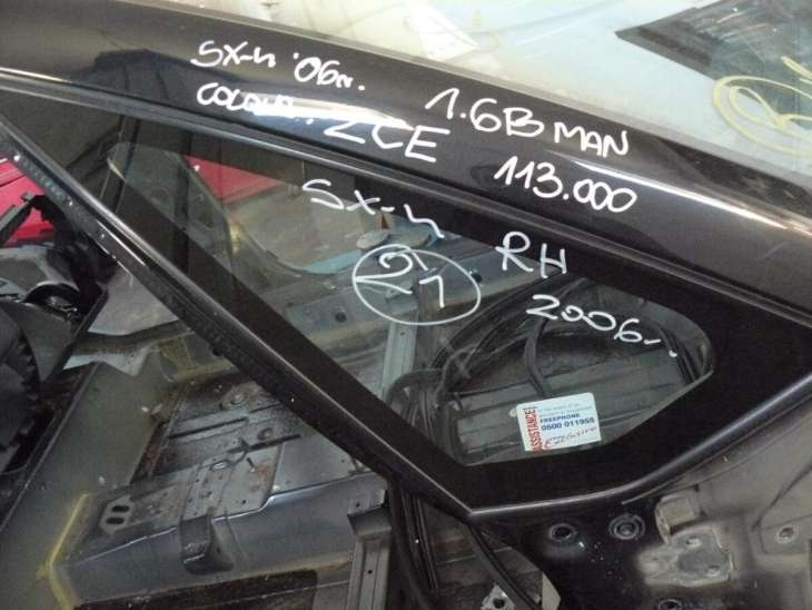 Suzuki Sx-4 2006r Szyba Karoseryjna Prawy Przód - Image 2