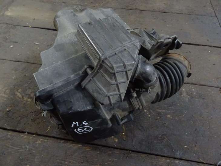 Mazda 5 05-10r 1.8b Obudowa Filtra Powietrza