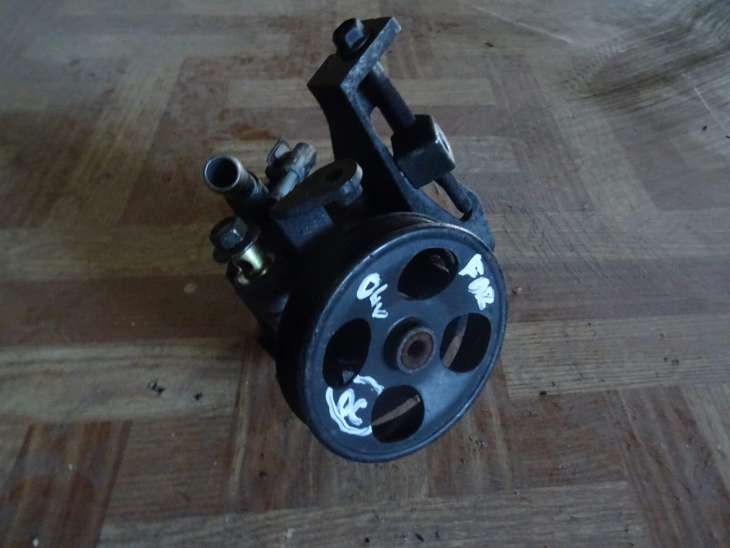 Forester Sg 04r 2.0t Pompa Wspomagania