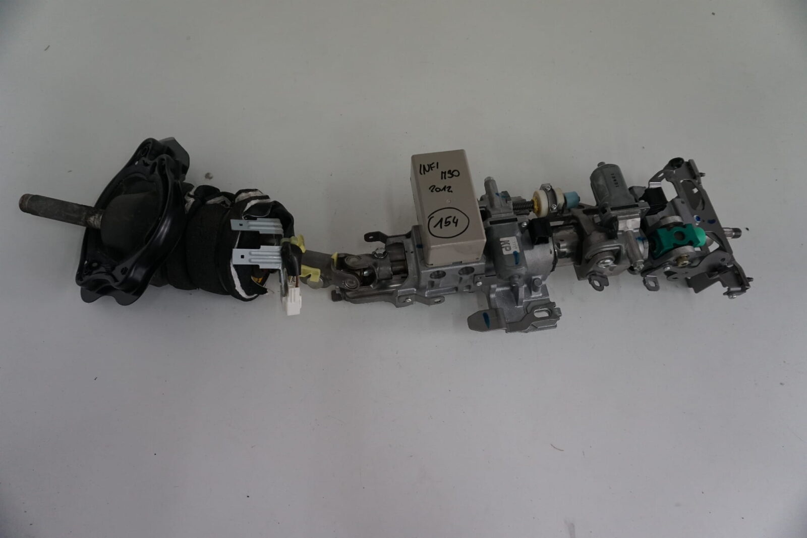 Infiniti M30 M35 M37 M50 Kolumna Kierownicza