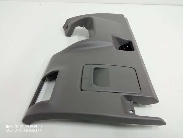 Subaru Forester Sg II Plastik Osłona Pod Kierownice Europa - Image 2