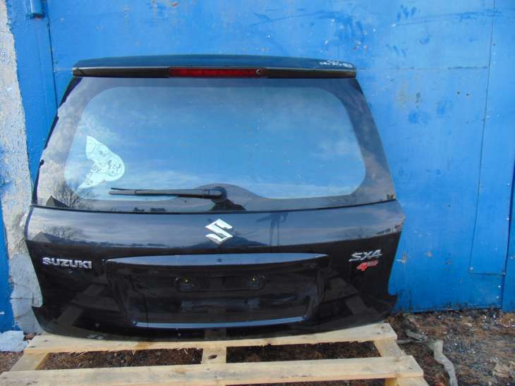 Suzuki Sx4 2007r Klapa Bagażnika Szyba Zce