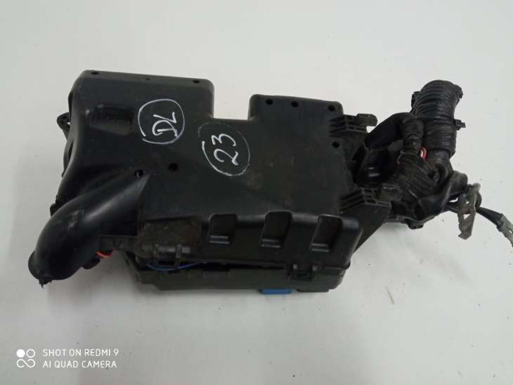Mazda 3 II Benzyna Skrzynka Bezpieczników K2441 - Image 3