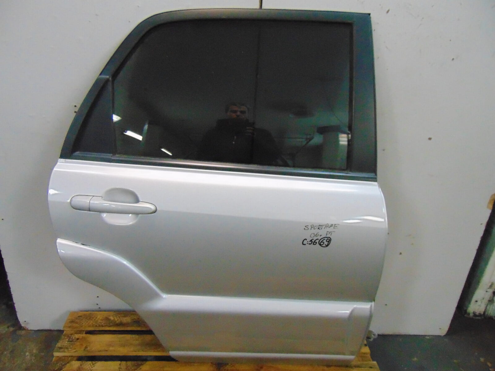 Kia Sportage II Drzwi Prawe Tylne S6 Szyba Nr.69