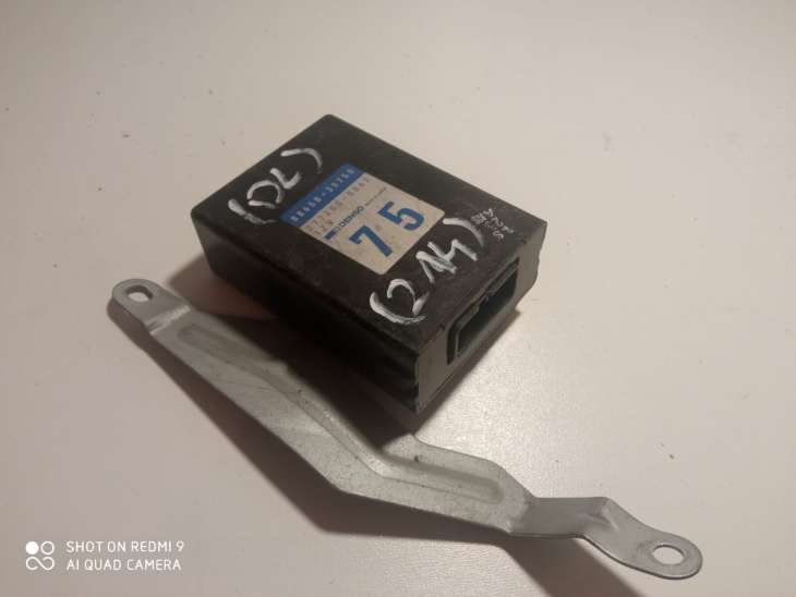 Lexus Gs300 Mk1 Moduł Sterownik Komputer 88650-30750