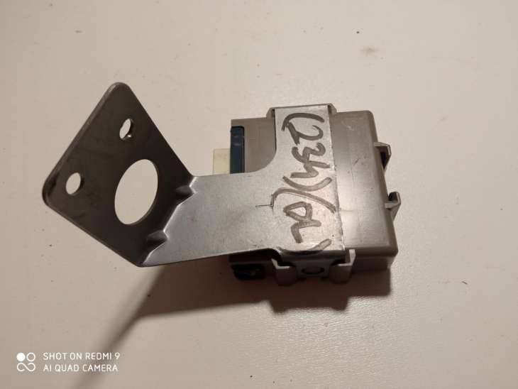 Subaru Legacy IV Outback Moduł Świateł 84967ag010 - Image 2