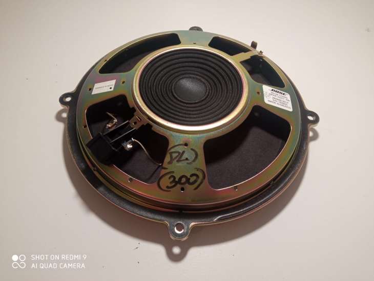 Nissan Głośnik Bose Subwoofer 260999-001f 28138cd000 - Image 2