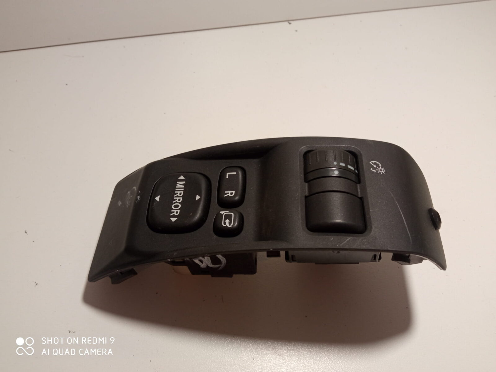 Subaru Impreza III Gh Panel Sterowania Lusterkami 83002fg000