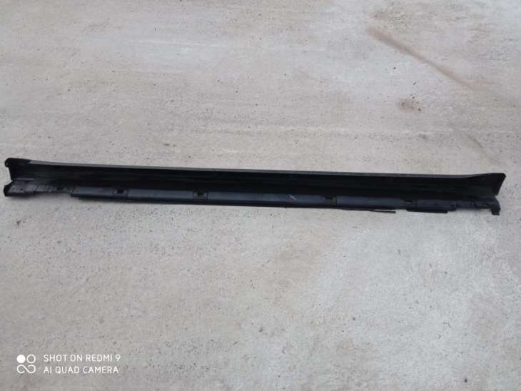 Subaru Legacy V 2011r Nakładka Listwa Progowa Prawa Kołor F3t - Image 2