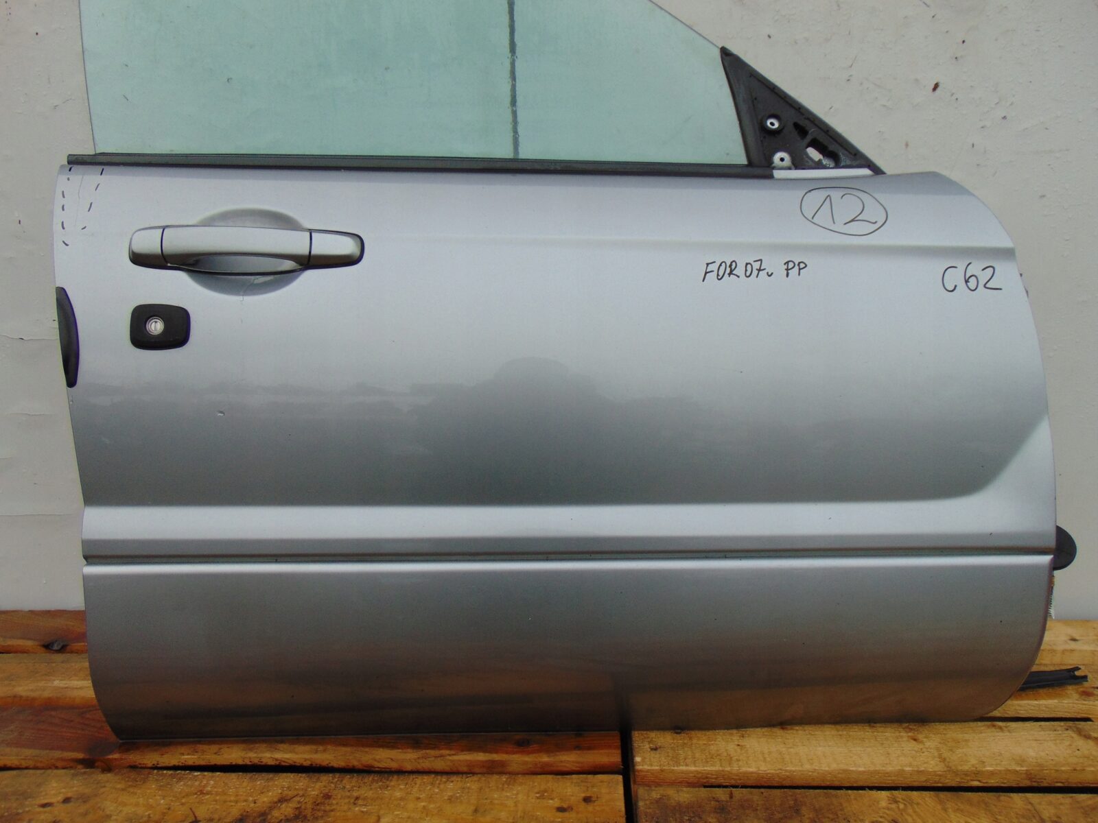 Subaru Forester IIsg Drzwi Prawe Przednie C6z