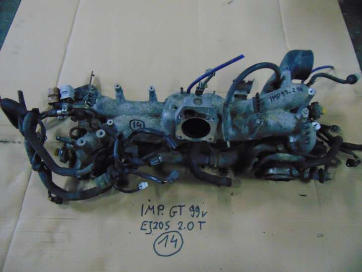 Subaru Impreza Gt Kolektor Wtryskiwacze