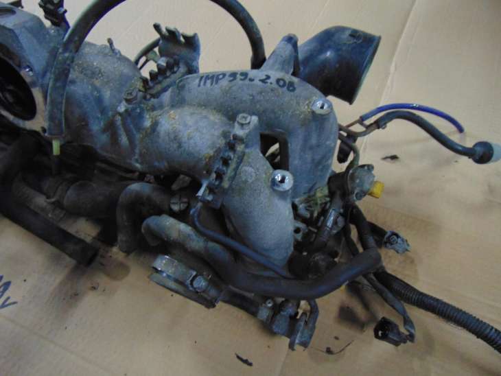 Subaru Impreza Gt Kolektor Wtryskiwacze - Image 2