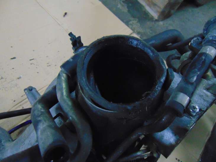 Subaru Impreza Gt Kolektor Wtryskiwacze - Image 6