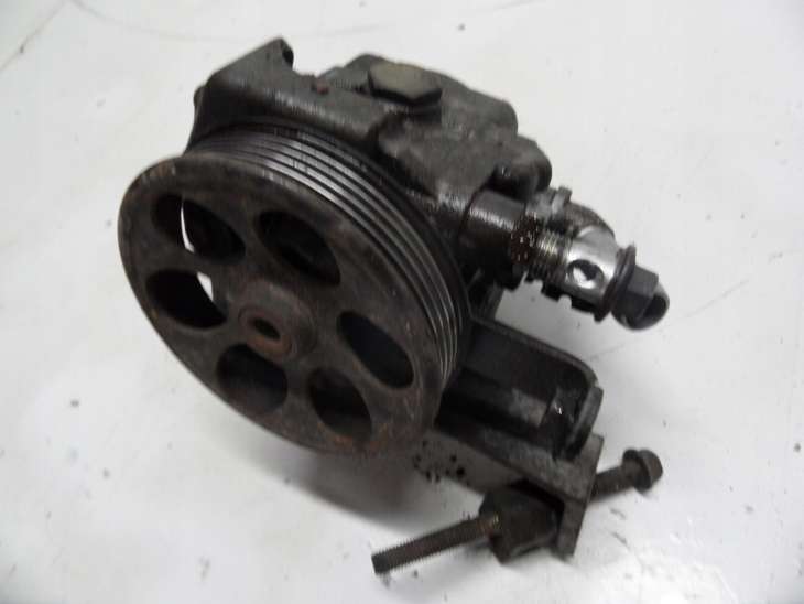 Subaru Forester II Lift 06r 2.0b Pompa Wspomagania - Image 3