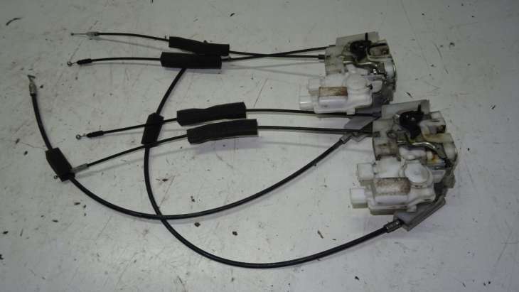 Subaru Legacy Outback Zamek Drzwi Siłownik Prawy - Image 2