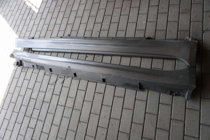Infiniti M30 Listwy Progowe 768511ma0a 768501ma0a