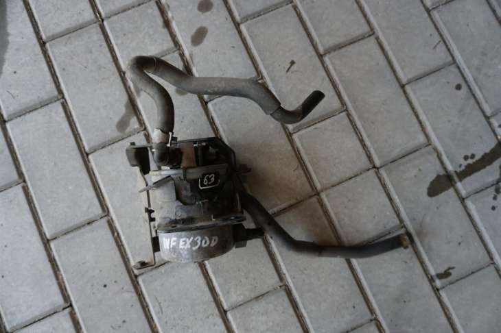Infiniti Ex30 Obudowa Filtra Paliwa