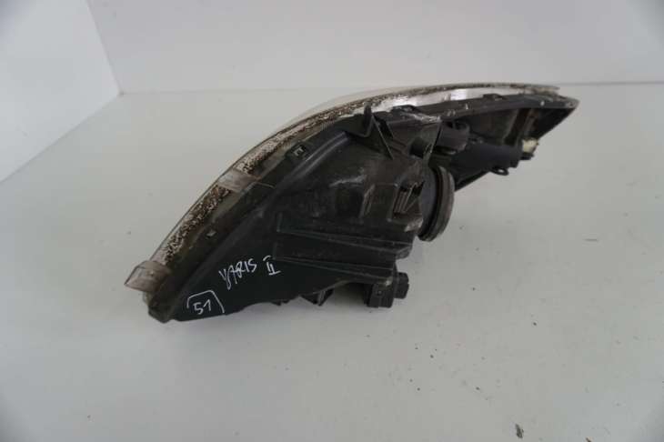 Toyota Yaris II Lampa Lewa Przednia Uk 81150-0d130 - Image 2