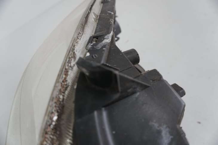 Toyota Yaris II Lampa Lewa Przednia Uk 81150-0d130 - Image 3