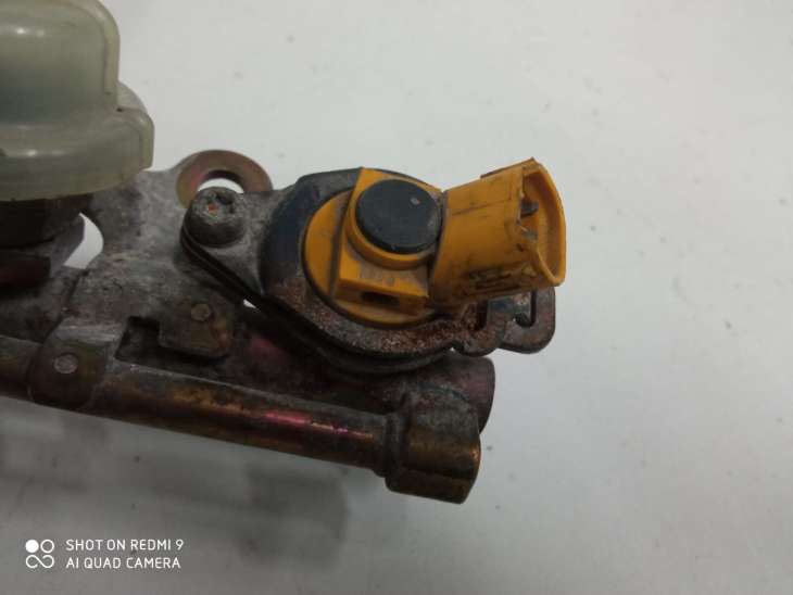 Subaru Legacy IV Outback Turbo Listwa Wtryskowa Lewa Wtryskiwacz 17523aa840 - Image 5