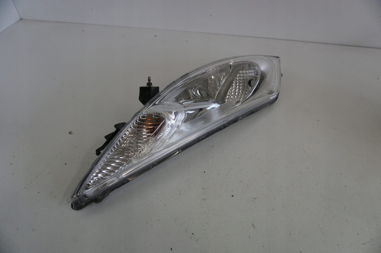 Nissan Juke F15 I Lampa Prawa Przednia Klosz Uk 49