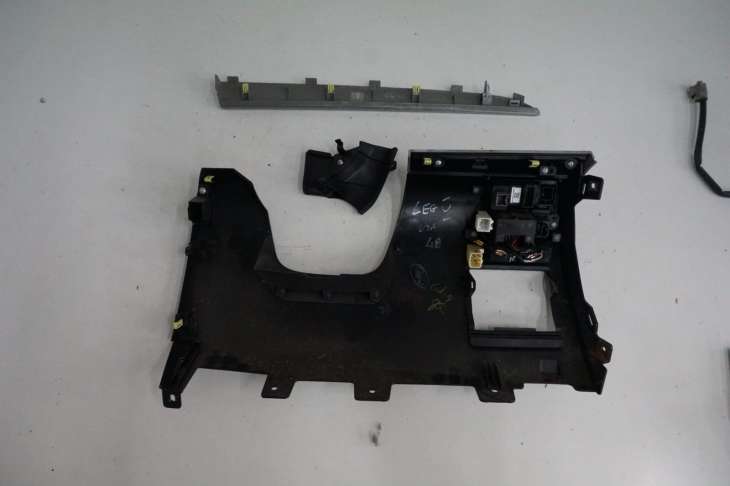 Subaru Legacy V Konsola Panel Sterowania 66075aj00a 83061aj010 - Image 2