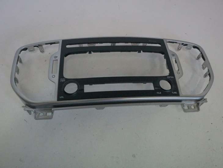 Kia Sportage IV Ramka Radioodtwarzacz