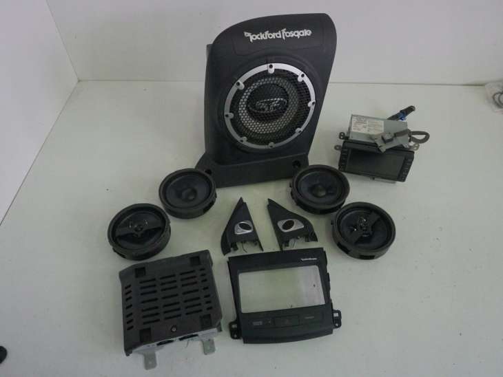 MITSUBISHI OUTLANDER II ROCKFORDFOSGATE 8750A070 GPS ROCKFORD FOSGATE