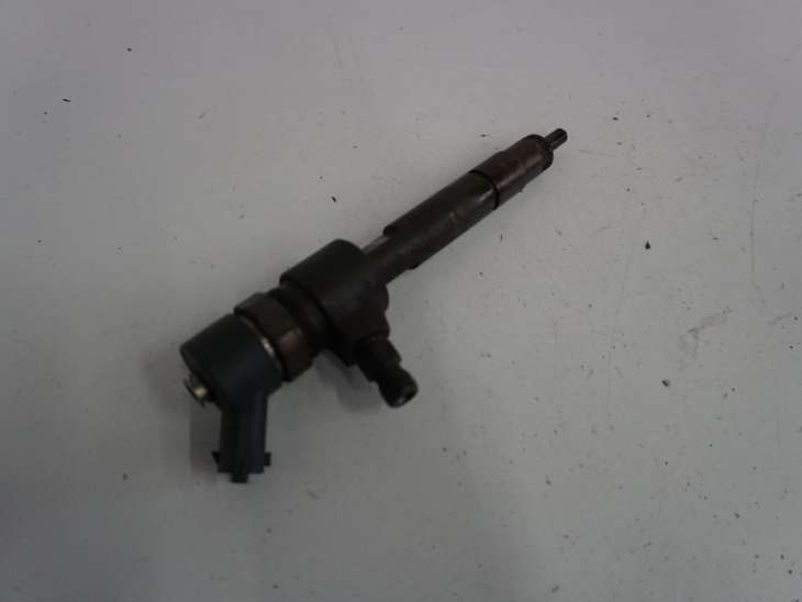 Suzuki Fiat Wtryskiwacz 0445110276