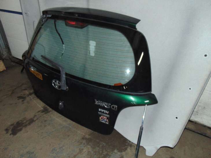 Toyota Yaris 1999r 6r4 Japonia Klapa Szyba Tylna Bagażnika - Image 3