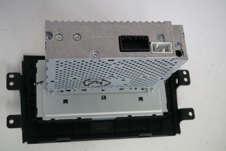 Suzuki Sx4 Radioodtwarzacz 39101-79jb - Image 4