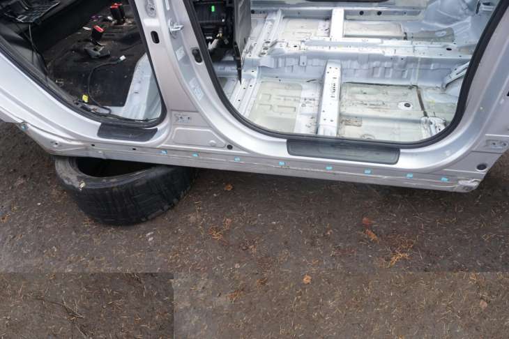 Hyundai IX35 Próg Słupek Prawy Rah