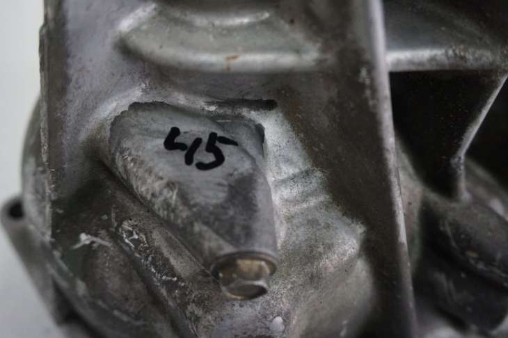 Subaru Legacy IV Outback Skrzynia Biegów Tył 45 - Image 7