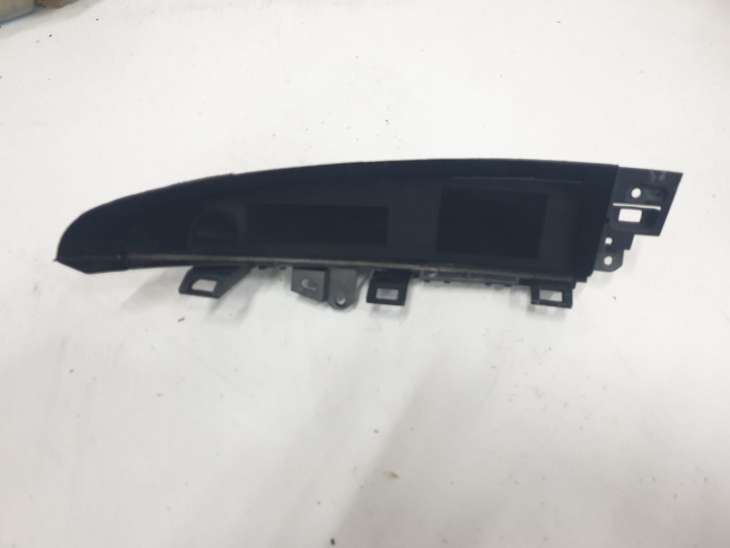 Mazda 3 Bl Wyświetlacz Komputer 461000-7202 Bcdc61 1j0b