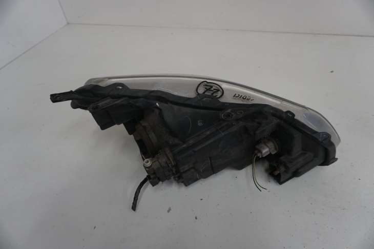 Fiat Sedici Lampa Lewa Przednia Nr.72 - Image 2