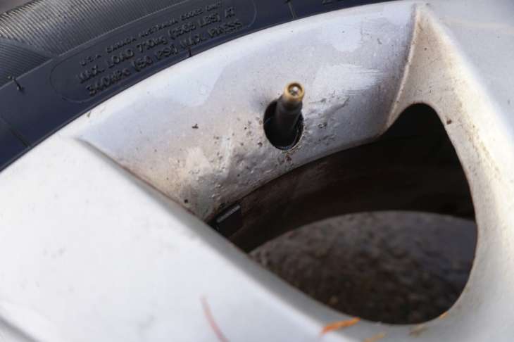 Fiat Sedici Felgi 16x6j 5x114.3 Et50 - obrazek 7
