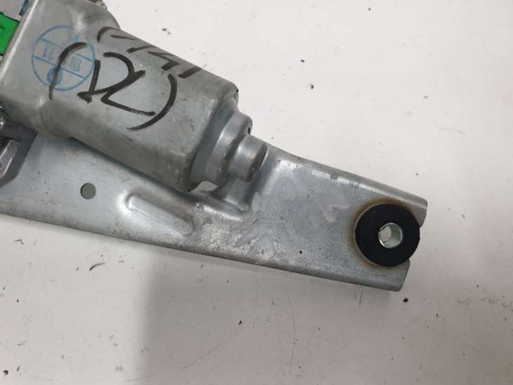 Nissan Note E11 Silnik Silniczek Tylnej Wycieraczki Tyl - Image 2