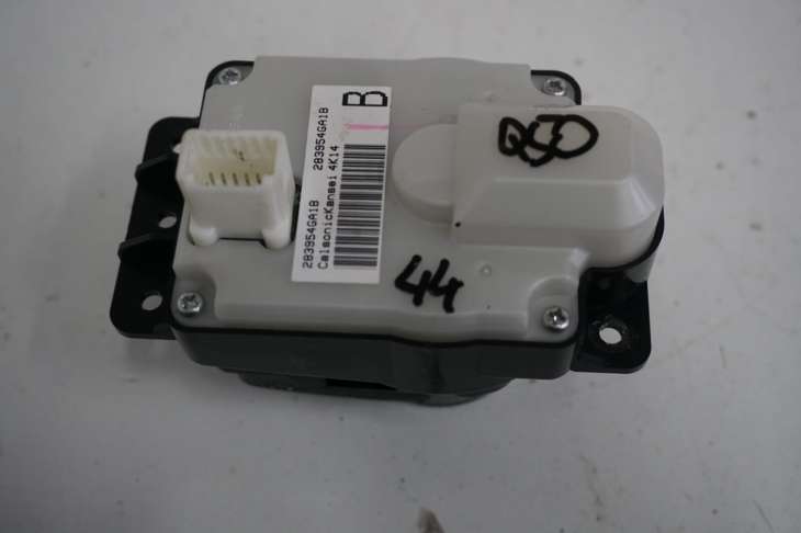 Infiniti Q50 Panel Sterowania 28395-4ga1b 283954ga1b - Image 2