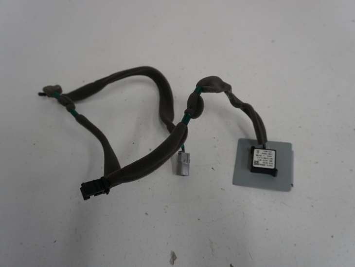Infiniti Q50 Antena Gsp 25975 4hb0a