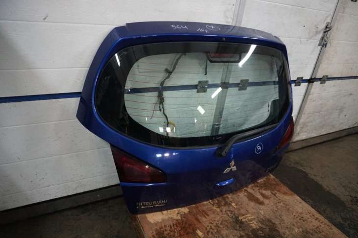 Mitsubishi Colt VI Lift 3d KLAPA SZYBA Bagażnika 56u - Image 2