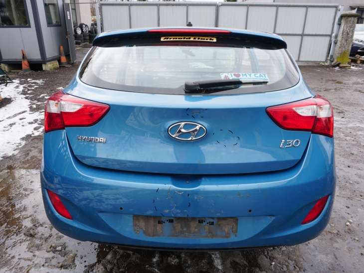 Hyundai I30 II Klapa Bagażnika Zderzak Błotnik T2u