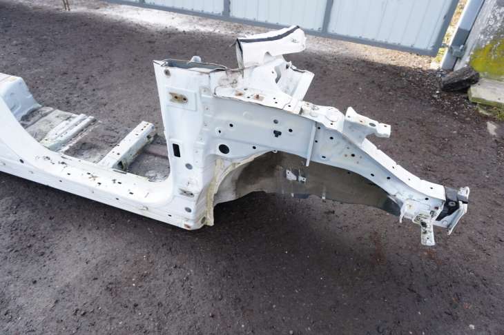 Hyundai IX35 2011r Próg Prawy Błotnik Prawy Słupek - Image 6