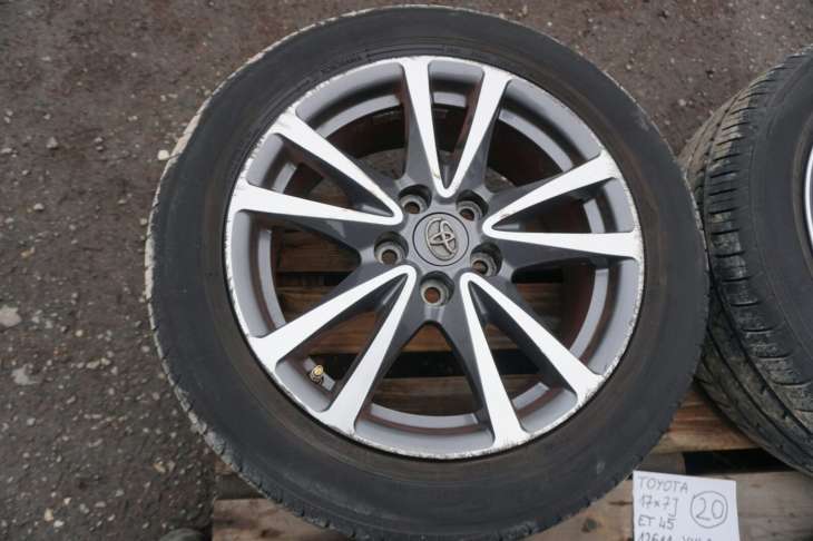 Toyota Avensis T27 Felgi 17x7j Et45 12611-Yy4j - obrazek 3