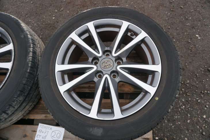 Toyota Avensis T27 Felgi 17x7j Et45 12611-Yy4j - obrazek 4