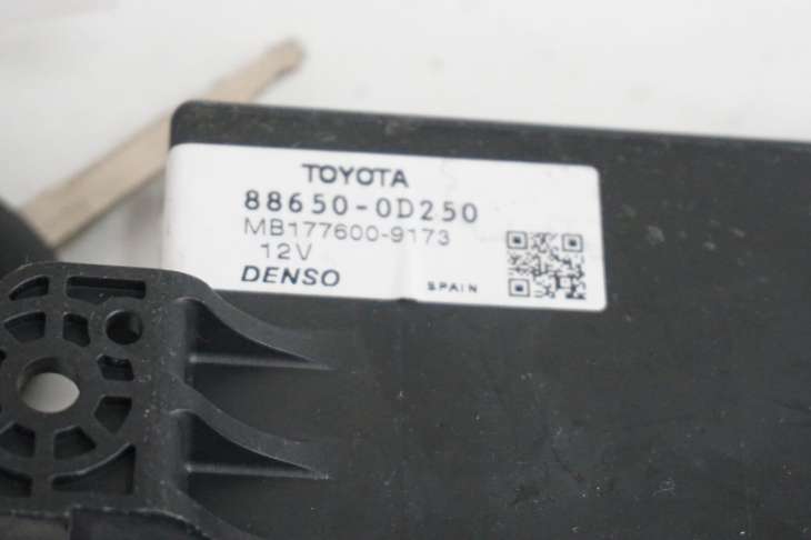 Toyota Yaris 2009r Lift 1.3b Komputer Stacyjka Zestaw Startowy 89661-0db00 - Image 4