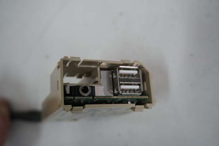 Subaru Levorg XV Impreza Moduł Czytnik Usb Aux 86257fj000 86273fj350 - Image 3