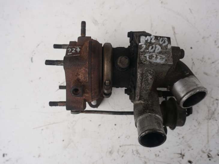 Toyota Corolla E12 2003r 2.0d Turbosprężarka 17201-27050 (NR 227)