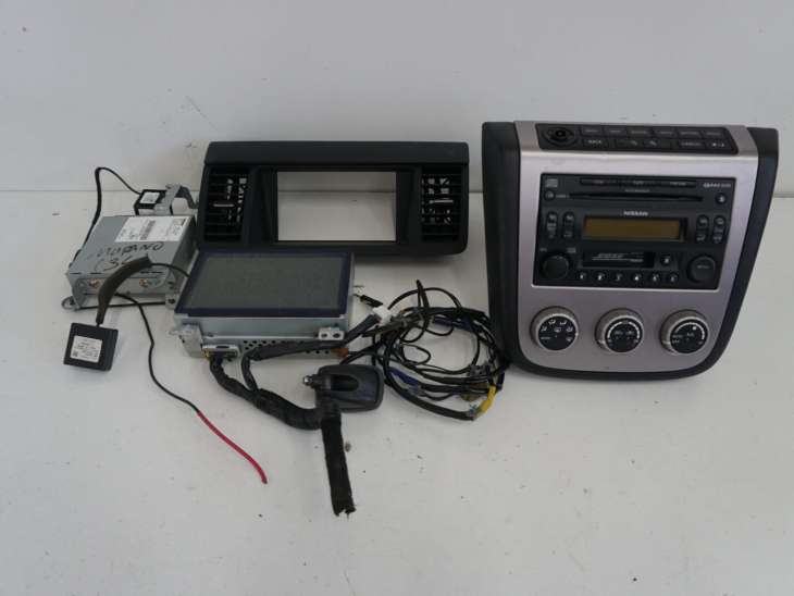 Nissan Murano Z50 2007r 3.5b Aut Radio Nawigacja 283a1cc000 Dp7w-3303z 28188-Cc000