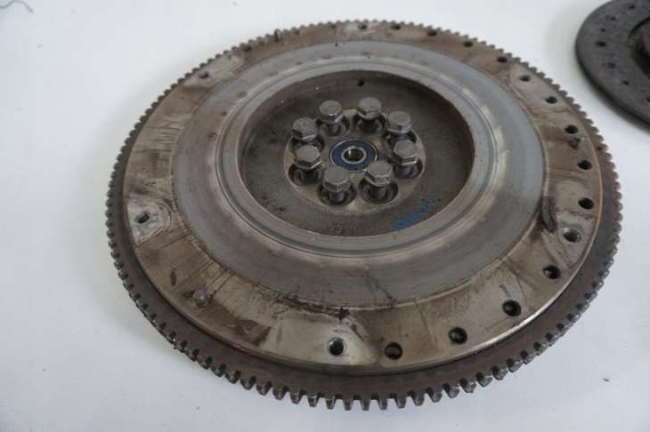 Subaru Impreza Koło Zamachowe Sprzęgło 12310aa300 - Image 2